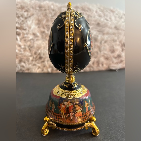 The Bradford Exchange Accents The Russian Nutcracker Collectible Musical Egg By Ardleigh